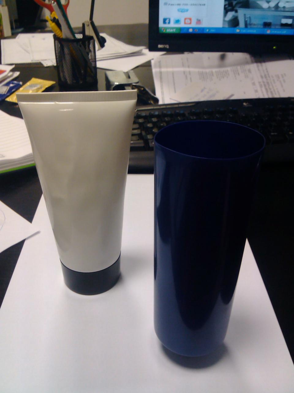 ultrasonic tubes sealing machine samples for tubes Marina Dimitrov ultrasonisk rørforseglingsmaskin.jpg