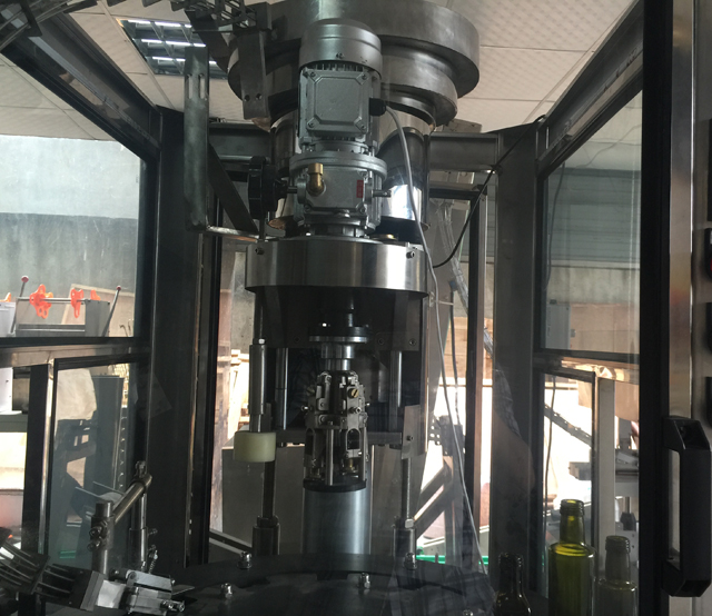 innvendig ropp capping machinery.jpg