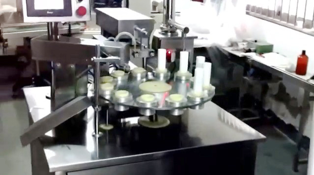 tubes filling ultrasonic sealing machine semi automatic ultralydrør sealer filler equip.jpg