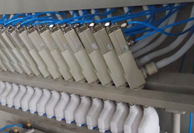 tilpassede påfyllingsdyser.jpg