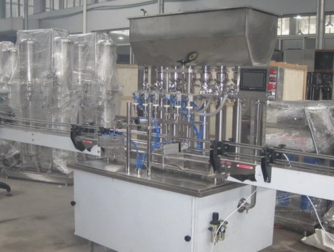 6 filling heads filling machine automatic linear model 6 hoder flytende filler.jpg