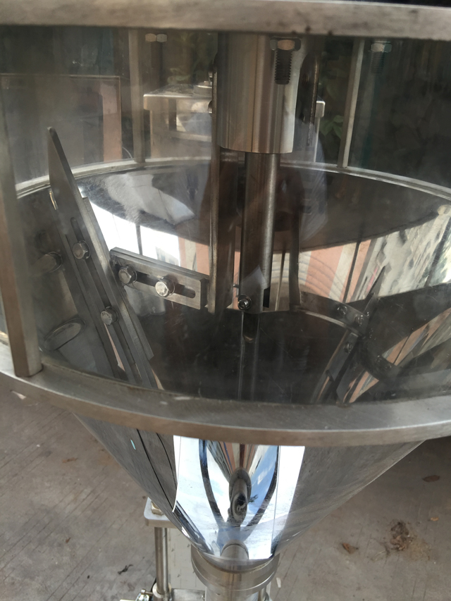 ny maskin for pulverfylling (1).jpg