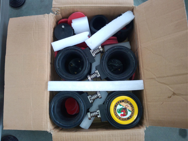 lokkhoder for forskjellige flasker moulds.jpg