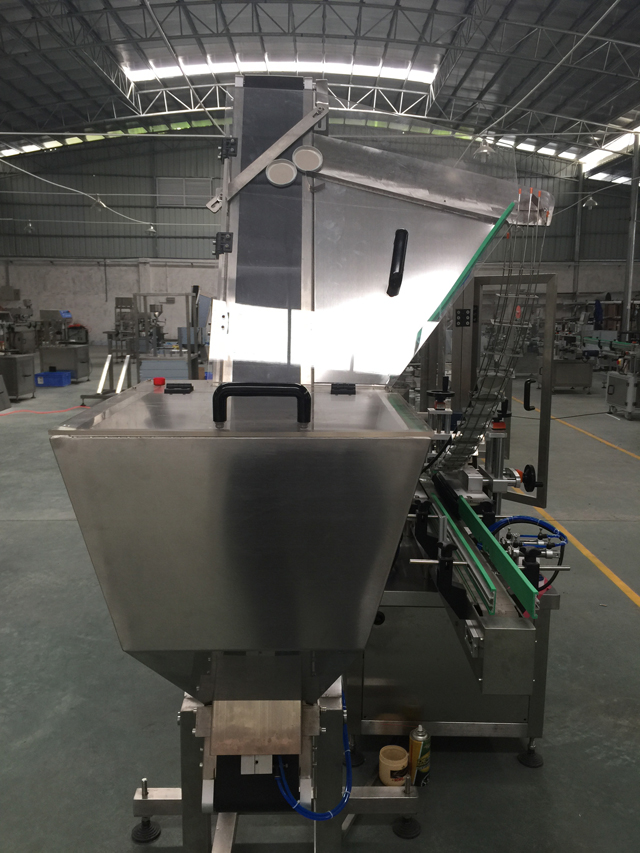 caps automatisk matesystem.jpg