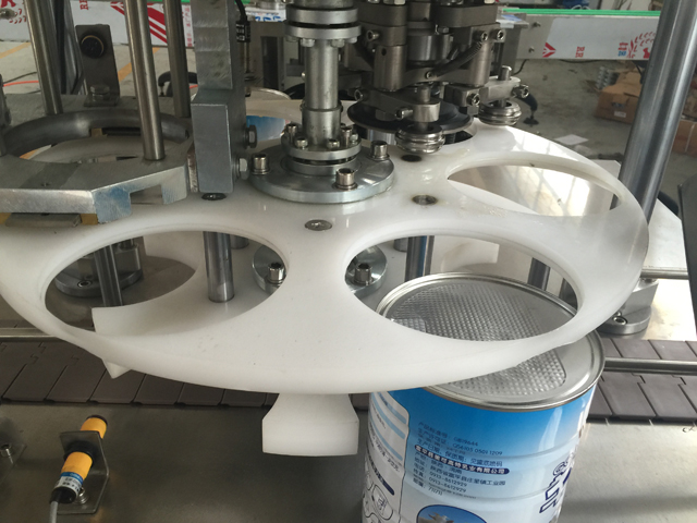 hermetikkmaskin for metallbokser.jpg