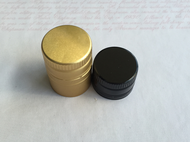 screw caps metallkapsler.jpg