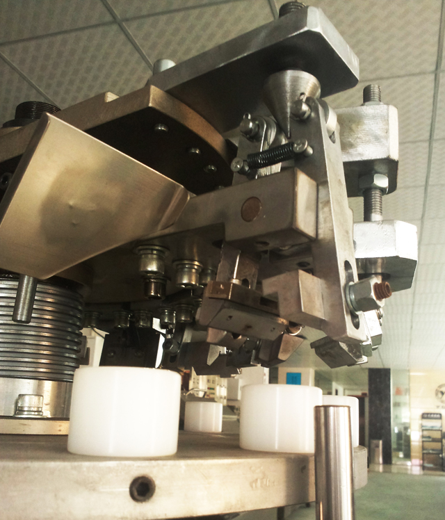 sealer part for metal hose tetningsfylling for metallrør.jpg