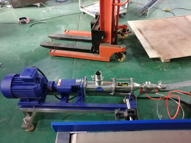 12 hoder fyllemaskin med blandeovn (3).jpg