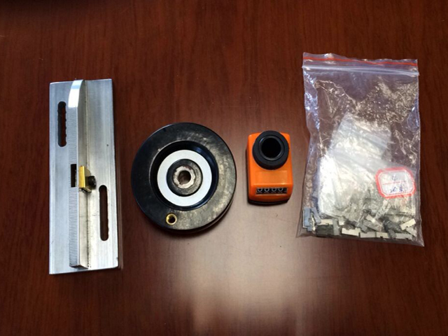 cutter mould for ultrasonic sealing machine MOULD&CUTTER for ultrasoniske rørforseglingsmaskin (1).jpg