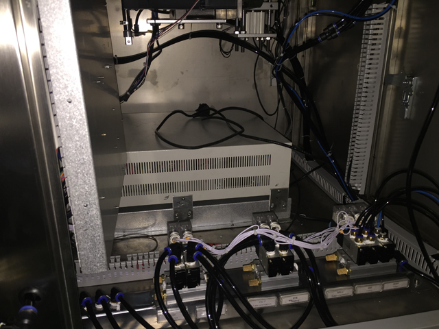 tubes filling sealing machine elektriske bokser for fylling av tetningsutstyr tubes.jpg