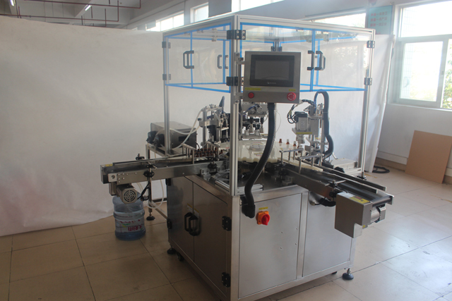 faktiske bilder av filling capping labeling.jpg