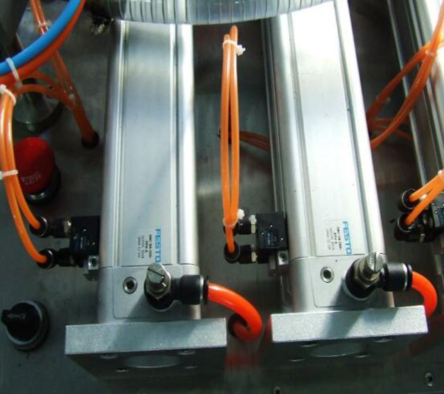 lukk bilder for fyllemaskiner.jpg