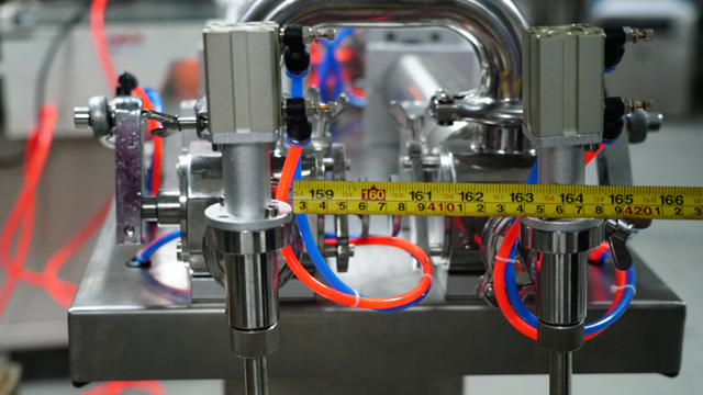 stainless steel connection part for whole filling machines fyllemaskin med SS Steel.jpg