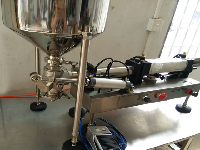 illustrasjon av fyllemaskin.jpg