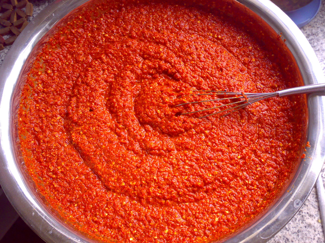 tomato sauce for filling Peppersaus.jpg