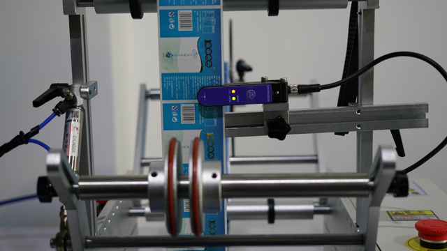 Sensorsystem for å oppdage etiketter semi automatic.jpg