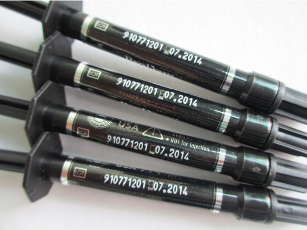 labeling printer machine for syringes sprøytemerking printing.jpg