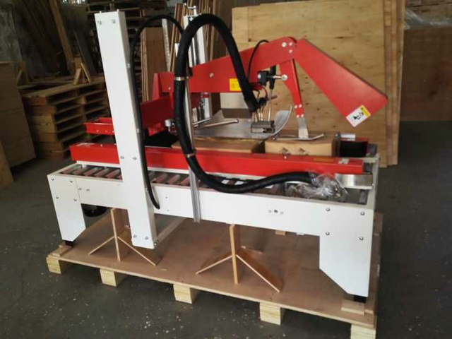 smeltelim kartongforseglingsmaskin.jpg