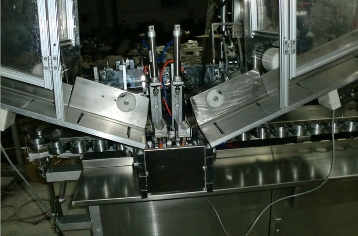 tubes filler sealeer equipment for tubes pastes cream RØRFYLLING TETNINGSUTSTYR AUTOMATISK PASTE.jpg